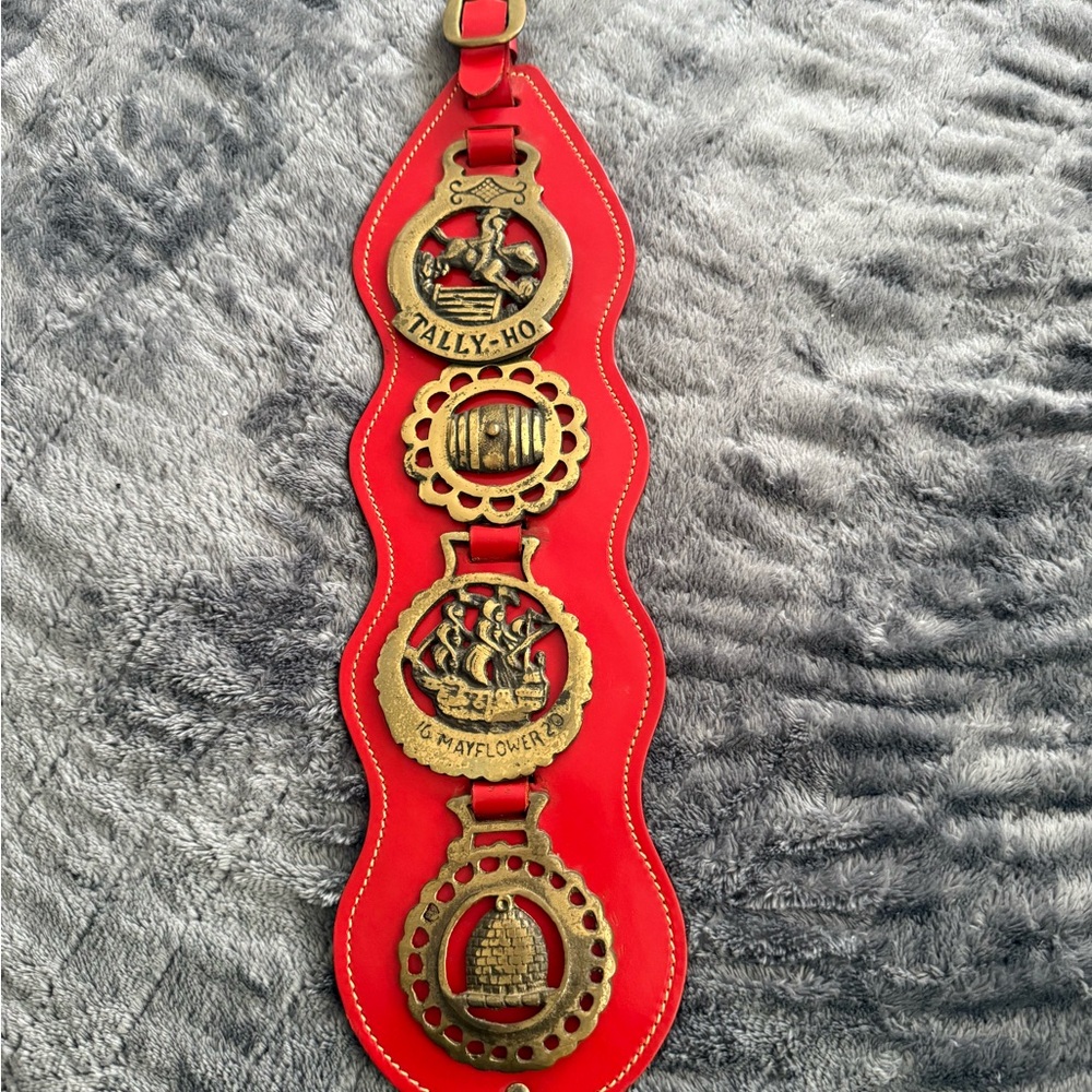 Red Horse Brass Leather Strap Antique From England FOUR  Horse Brasses 17"